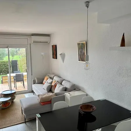 Дом отдыха Casas Costa Brava Л'Эстартит